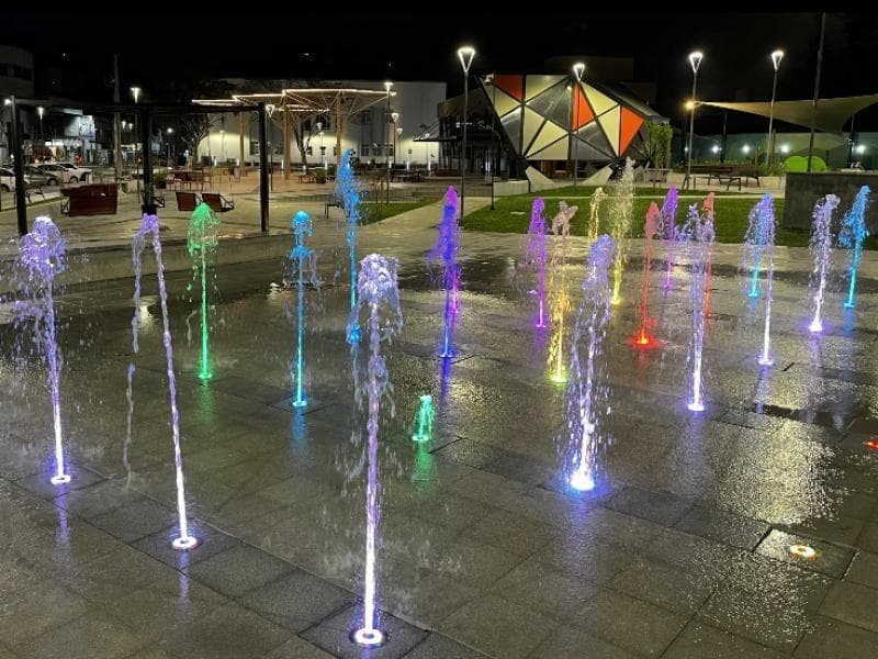 Fonte interativa da praça ficará desativada até domingo (30)