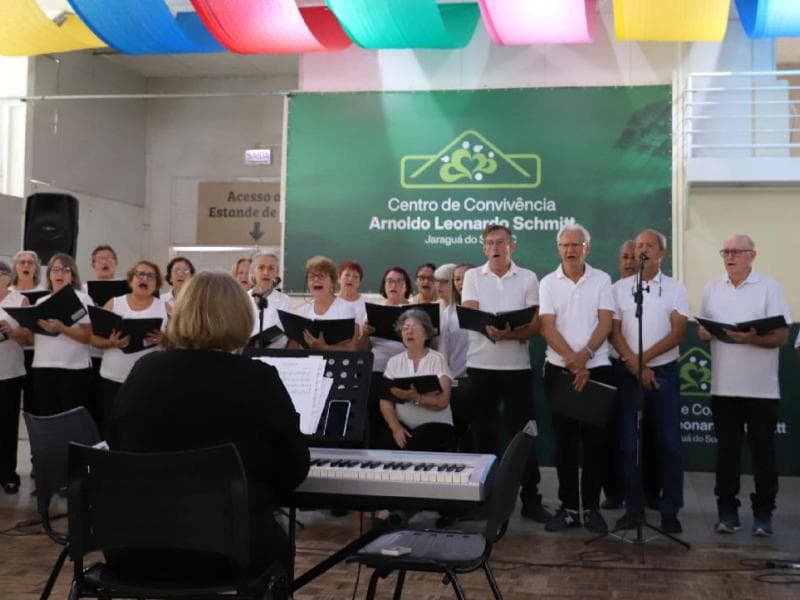Celebração de Páscoa no Centro de Convivência