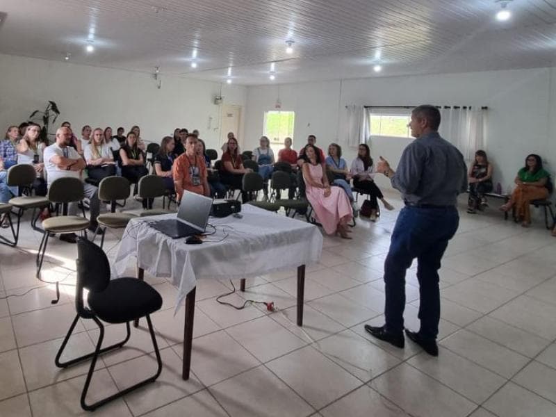 CREAS e entidades buscam fortalecer medidas socioeducativas