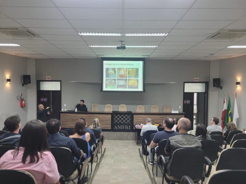 Identificação de produtos falsificados foi tema de treinamento do Procon