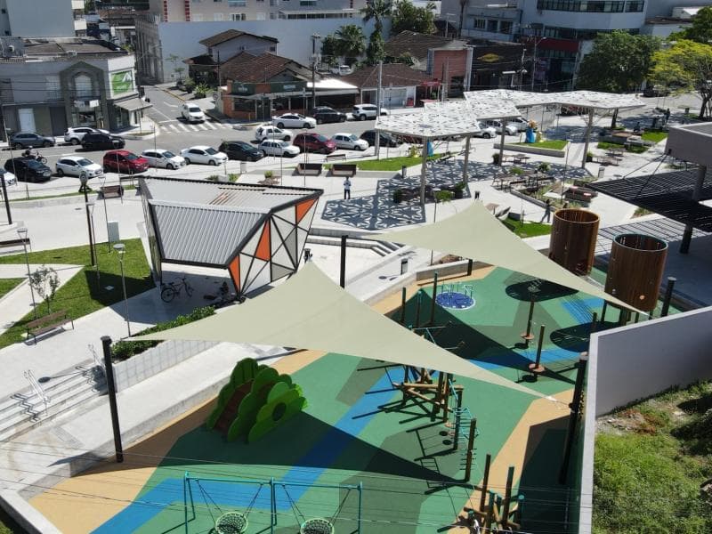 Projeto arquitetônico da Praça Ângelo Piazera é destaque nacional