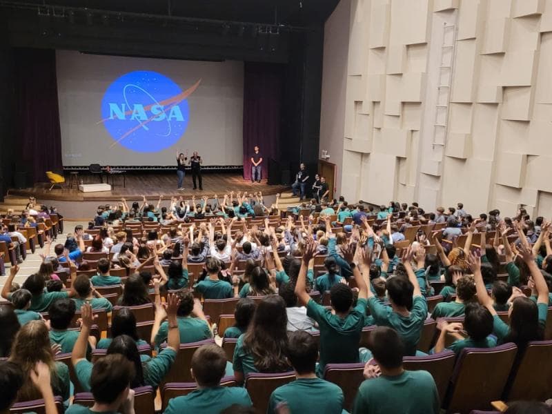 Especialista da Nasa palestra para alunos e profissionais da Educação