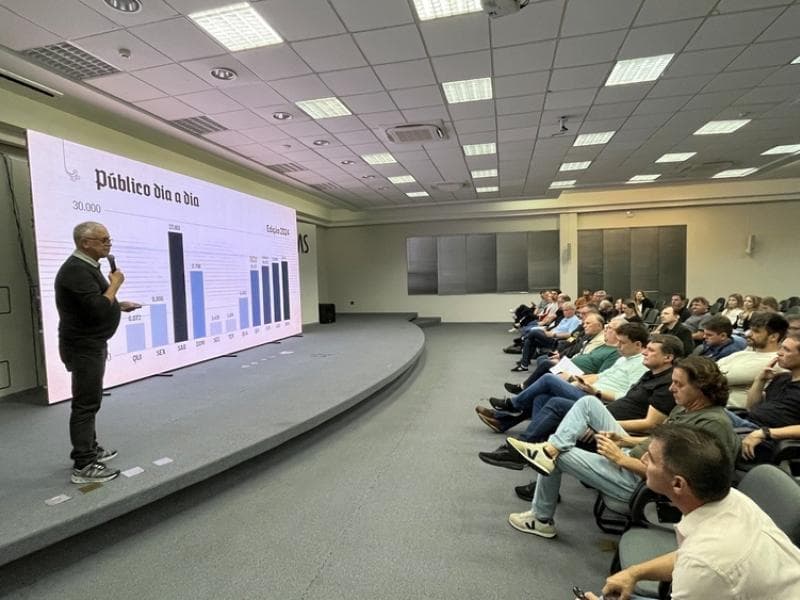 Encontro de ideias: entidades se reúnem para planejar o futuro da Schützenfest
