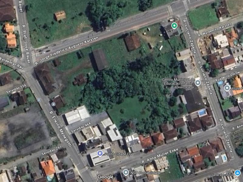 Implantação de rotatória de quadra no bairro Rau no sábado (31)