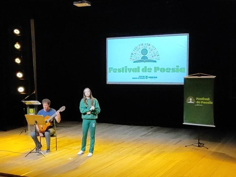 Educação promove II Festival de Poesia da Rede Municipal