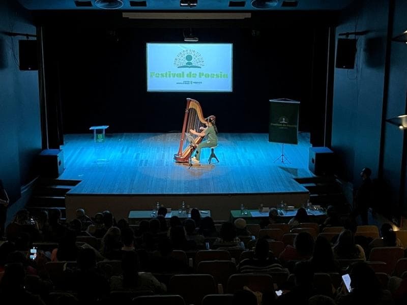 Iniciou o Festival de Poesia de Jaraguá do Sul